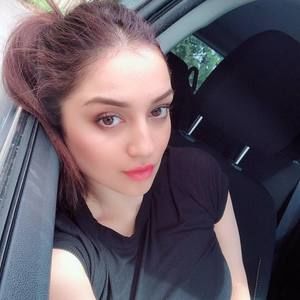 Meet your Posher, Elaheh